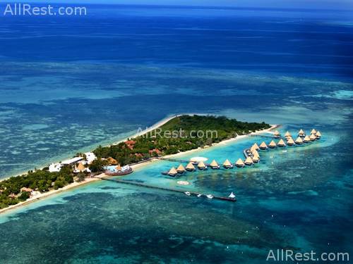 Coral Palms Island Resort 